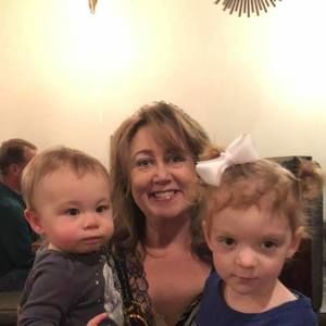 Meet your Posher, Elizabeth